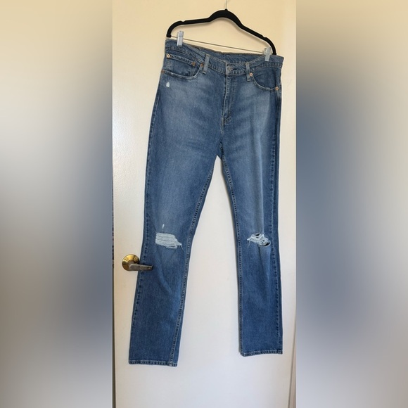 Levi’s Distressed 511 Jeans in Size 36x36 - Picture 12 of 15